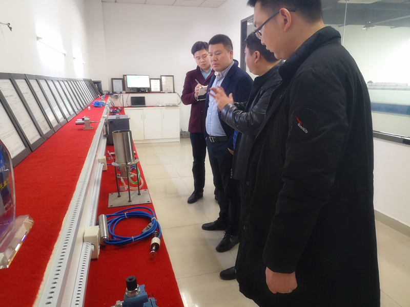 沉降監(jiān)測(cè),路基沉降監(jiān)測(cè),全向位移計(jì),路基面壓實(shí)監(jiān)測(cè),尾礦庫(kù)監(jiān)測(cè),邊坡監(jiān)測(cè),基坑監(jiān)測(cè),湖南北斗星空自動(dòng)化